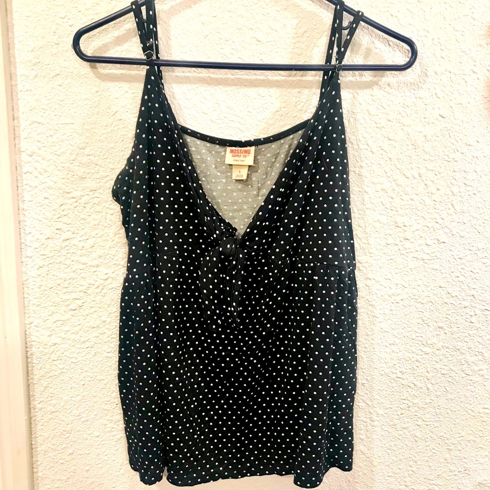🤍🖤 *MOSSIMO* B&W polka dot & bow peep hole tank. Cute & stretchy. Size L